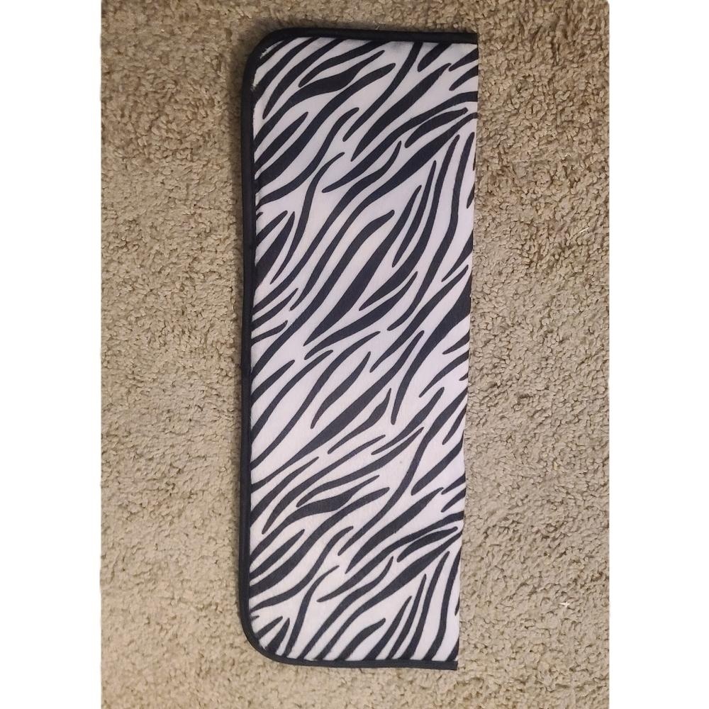 Women's Heat Resistant Curling Iron Holder Flat Iron Case Zebra Print - Picture 4 of 4